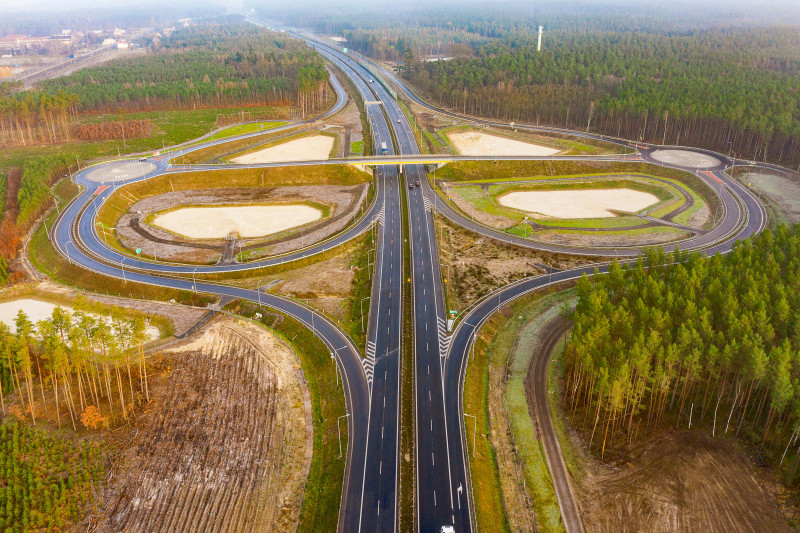 Nowe drogi w 2022 roku to ukończenie autostrady A1 oraz nowe odcinki S7, S19, S61