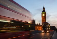 Burmistrz Sadiq Khan chce, by kierowcy płacili za przejazd po Londynie
