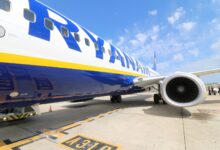 Ryanair planuje obniżki cen, aby przyciągnąć nowych klientów jeszcze przed wakacjami.
