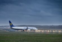 Ryanair zawiesza wybrane loty z polskich lotnisk.