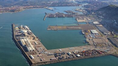Port w Bilbao realizuje projekt energetyki lądowej, by zmniejszyć emisje
