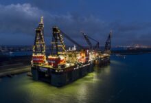 Gigantyczne statki dźwigowe Heerema przechodzą na zieloną energię