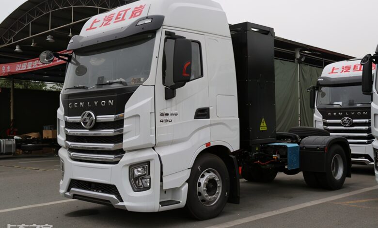Chińskie elektryczne ciężarówki mają wkrótce podbić rynek europejski. Ciągniki siodłowe SAIC Hongyan H6 uzyskały homologację WVTA.