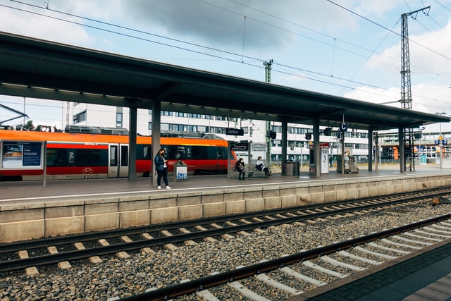 Niemcy opracowują regionalne autonomiczne pociągi bez maszynisty