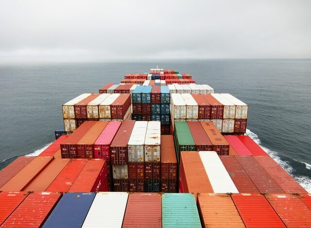 Wzrosła liczba kontenerów gubionych podczas morskiego transportu