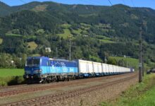 Największy czeski towarowy przewoźnik kolejowy ČD Cargo kupi lokomotywy Siemens Vectron 1