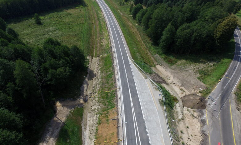 Program budowy 100 obwodnic zakłada powstanie dróg krajowych o łącznej długości ok. 830 km. Oddano już pierwszy projekt.