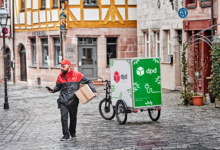 Jednym z trendów w logistyce jest wdrażanie rowerów cargo. DPD rozwija logistykę rowerową od 2020 roku, zwiększając flotę w miastach. 