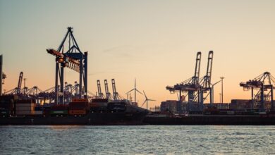 Chiński COSCO przejmie port w Hamburgu? HHLA uspokaja