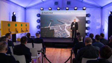 Baltic Hub intensyfikuje prace w ramach nowej inwestycji, w planach jest budowa nabrzeża T3, które umożliwi obsługę największych kontenerowców. 