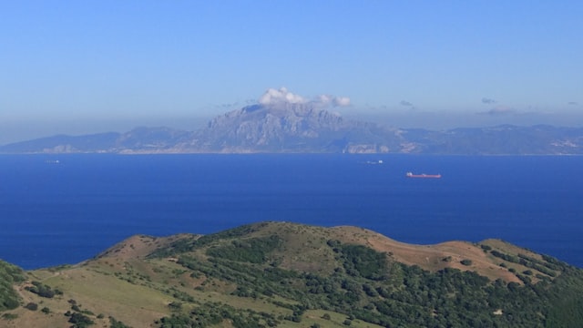 Cieśnina Gibraltarska to kluczowy element łańcucha dostaw