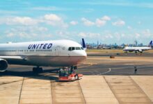 United Airlines inwestuje miliony w zrównoważone paliwa