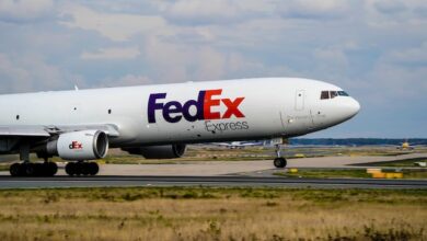 FedEx zamyka swoje bazy pilotów na Alasce i w Niemczech