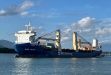 Australia blokuje statek towarowy. Stanowi zagrożenie dla załogi