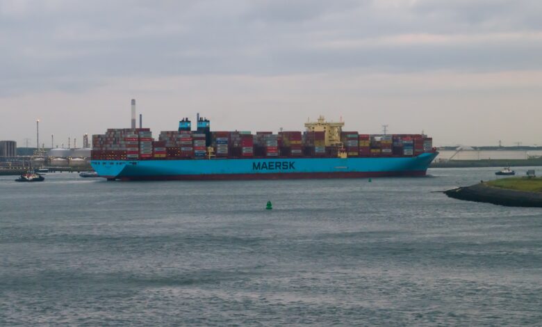 Maersk musi zapłacić marynarzowi, którego zwolnił za "donos"