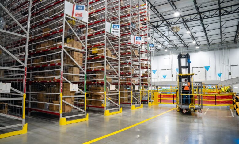 Amazon otwiera swoje pierwsze centrum logistyczne w Holandii