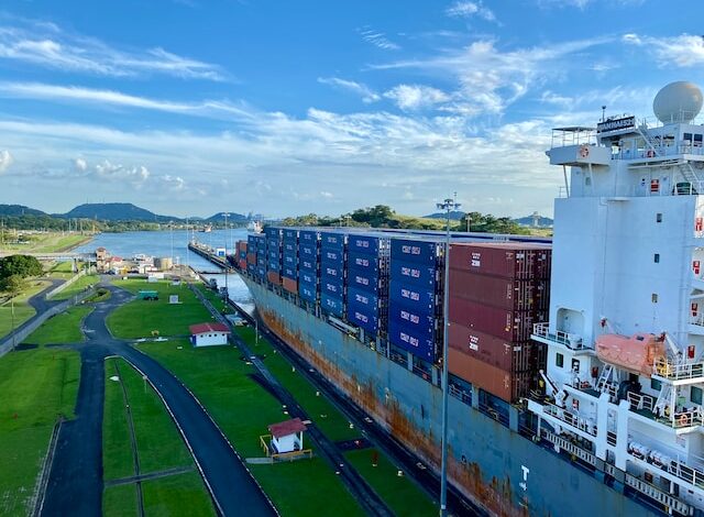 Kanał Panamski przedłuża ograniczenia dla statków