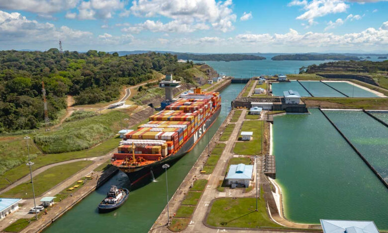 Kanał Panamski przedłuży ograniczenia dla statków! A zatory rosną…