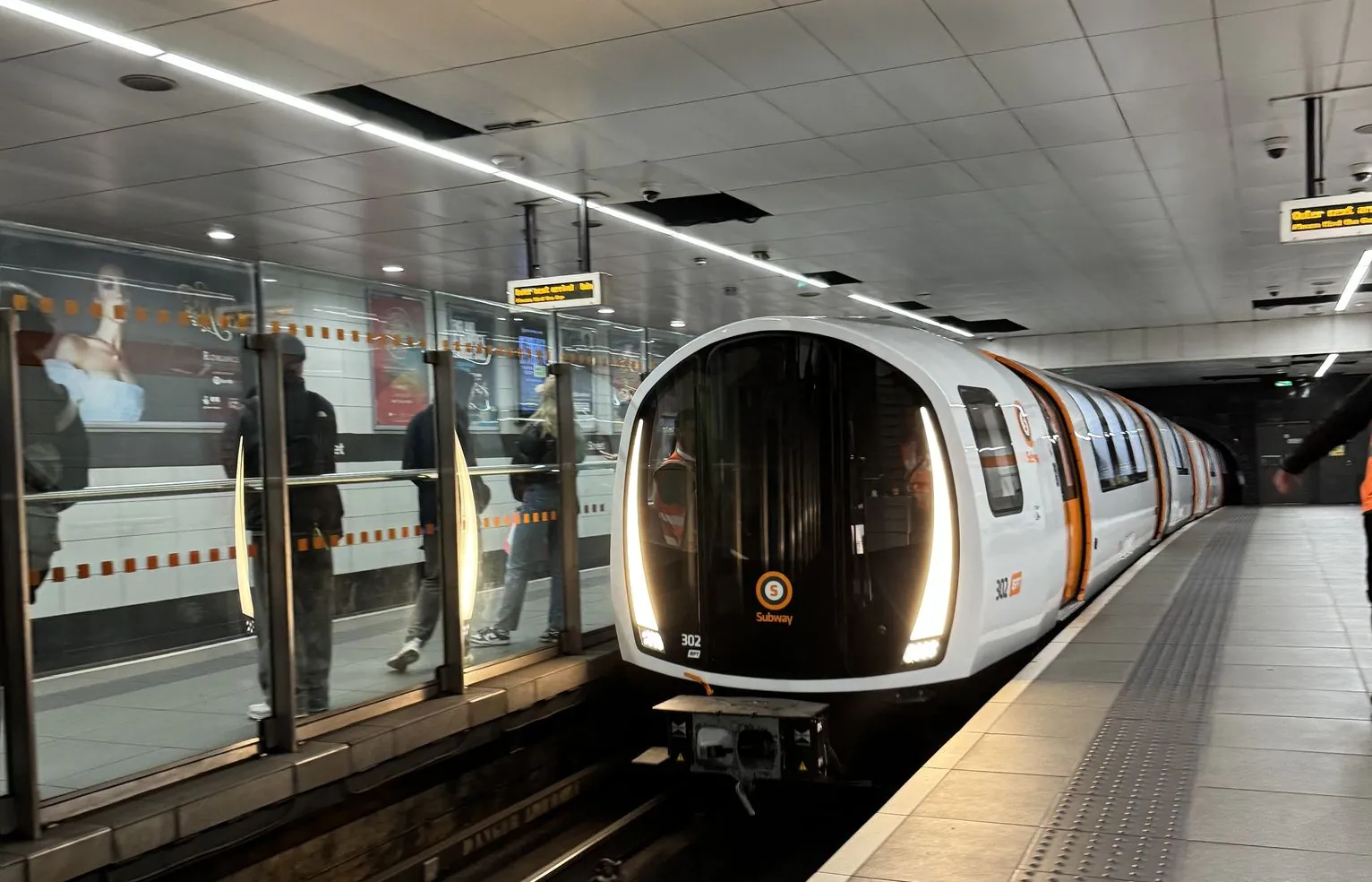 Pierwsze zautomatyzowane metro już jeździ w Wielkiej Brytanii