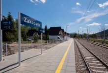 Zapadł się świeżo wyremontowany peron w Zakopanem! Nawet trzech miesięcy nie wytrzymał xD