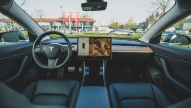 Tesla wprowadza robotaksówki, taksówki autonomiczne, Elon Musk Twitter