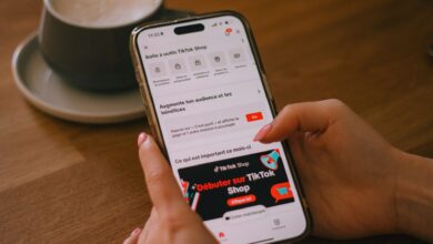 TikTok zwolnienia TikTok Shop e-commerce handel online zakupy online aplikacja